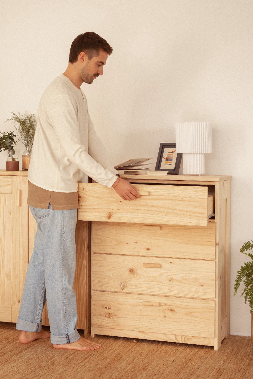 Imagen de ambiente 4 para:Cajonera de madera natural